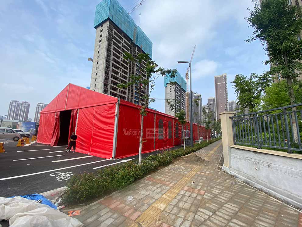 郑州篷房租赁搭建的红色篷房十分喜庆充满美感