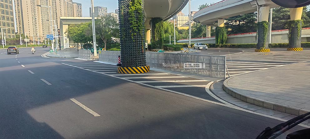  2025郑州跨境电商博览会，华熠防爆栏租赁助力场地安全