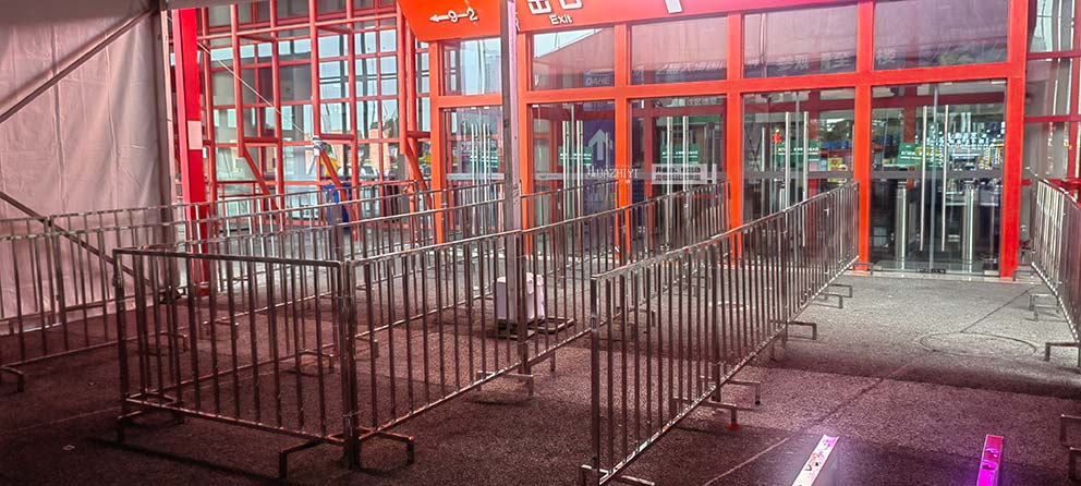 第47届中原医疗器械展览会，华熠篷房铁马租赁负责布场