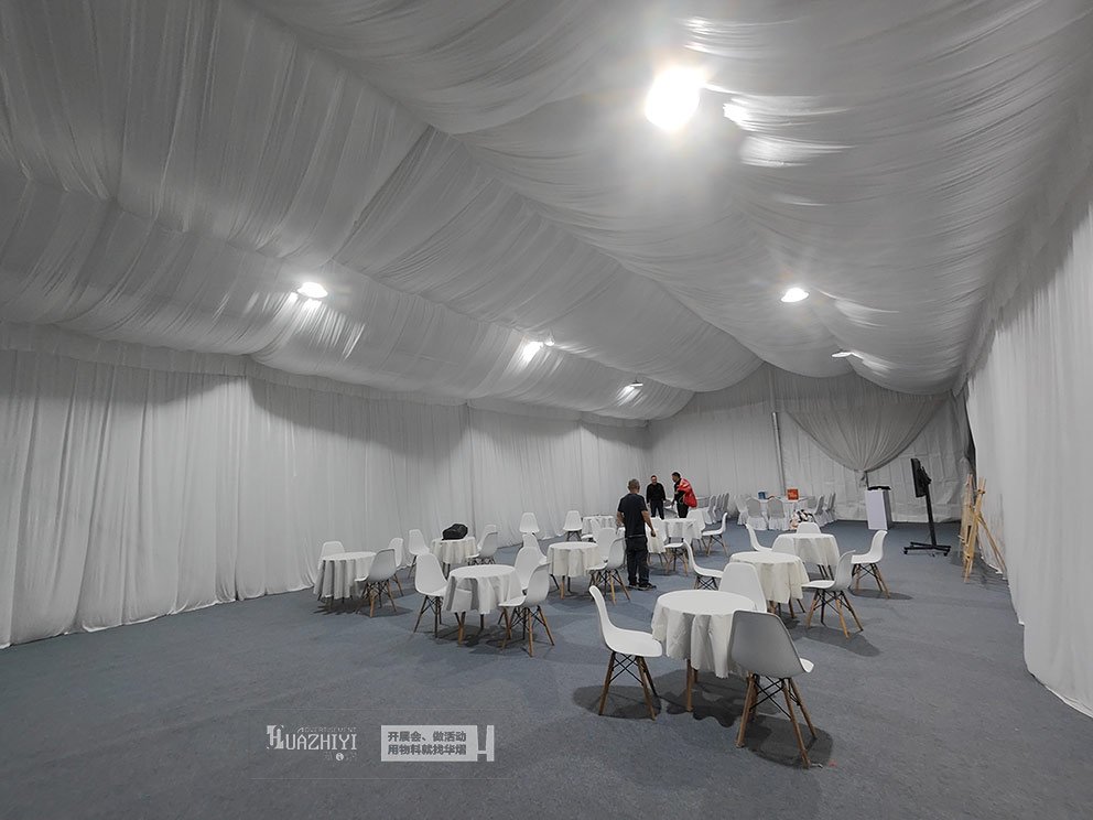 2025极氪试驾会武汉站，华熠篷房桌椅租赁负责布场