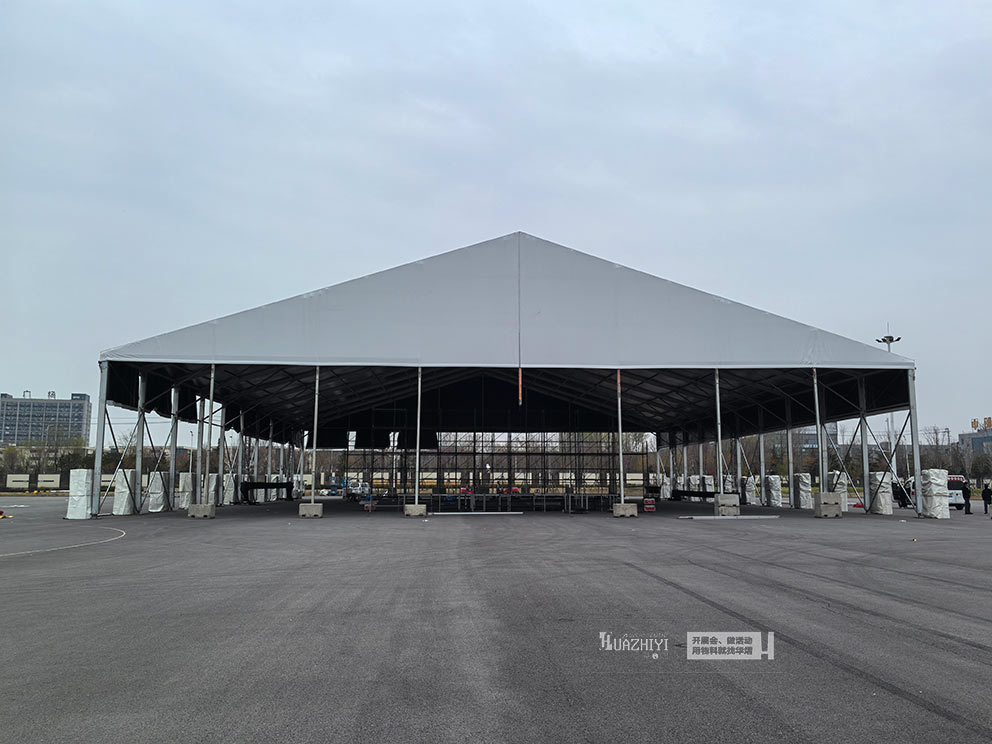 郑州华熠搭建智能互联网测试基地高8米，跨度40米篷房