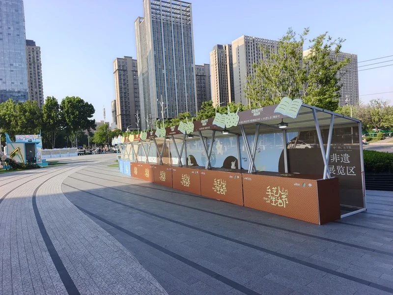 铁质摊位现场二